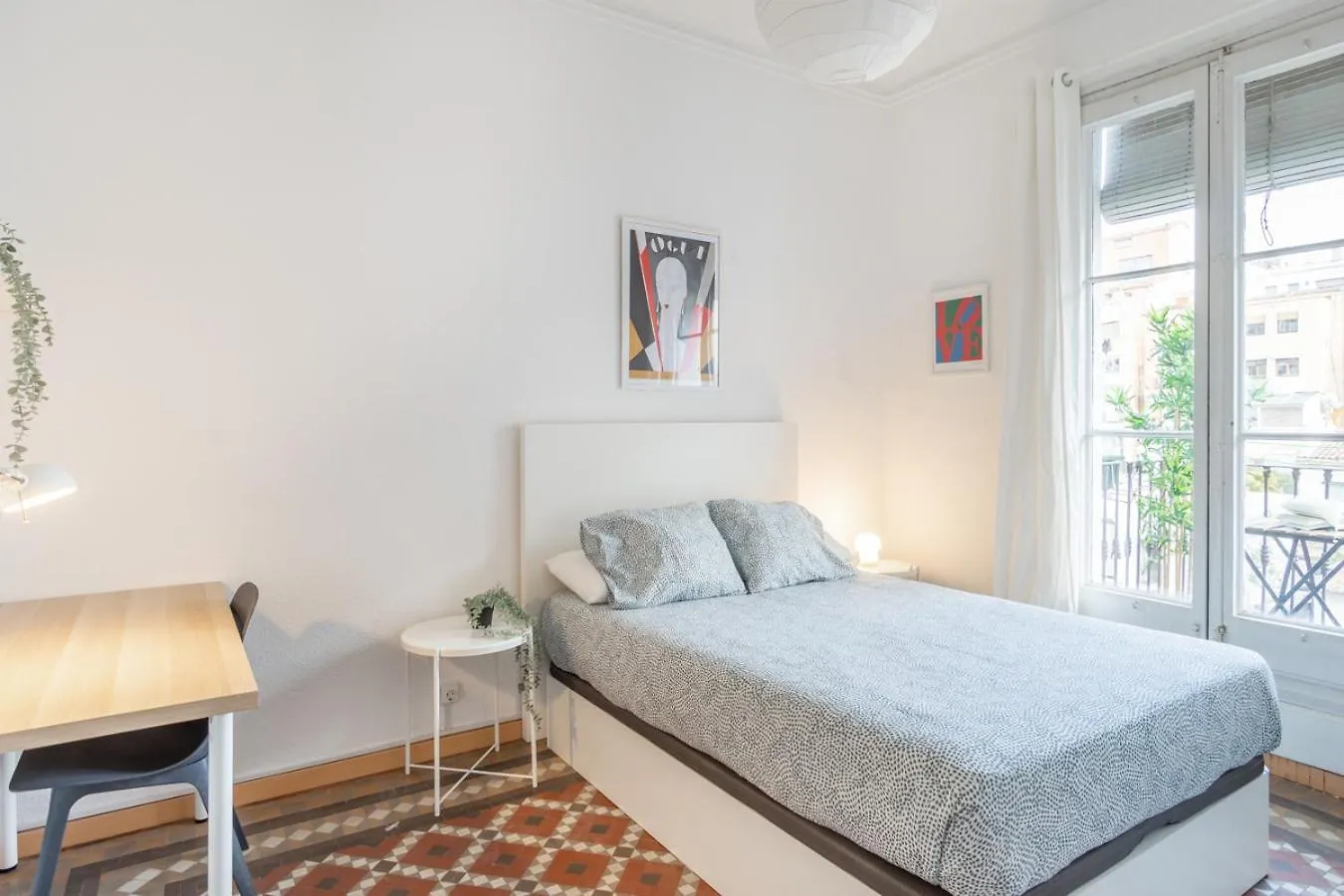 Rosello Private Rooms Barcelona Hostel